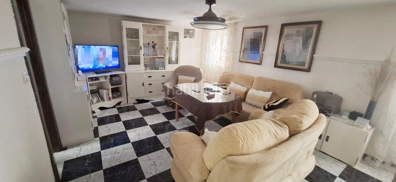 Foto db4cdfc6-fa19-4810-ba56-7363e120a81d. Reihenhaus in Ctra. Circunvalación - La Magdalena Jaén