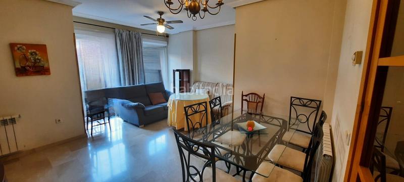 Foto 18c86eec-bbd9-4c1c-97ae-7ce85fe06b62. Pis amb calefacció aparcament a Belén - San Roque Jaén