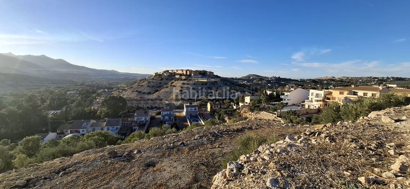 Foto c1281250-1d61-4311-8b5c-efb575c8ecbb. Terreno residenziale in calle vega de sánchez 28 in Guardia de Jaén (La)