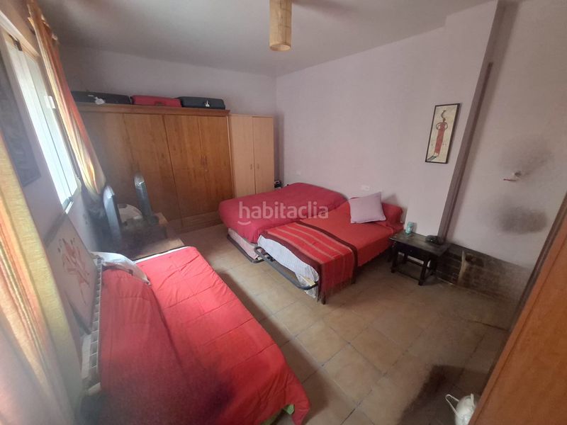 Foto a3cdd59e-3b9e-4331-b85a-66a39f731496. Casa adossada amb calefacció aparcament piscina a Guardia de Jaén (La)