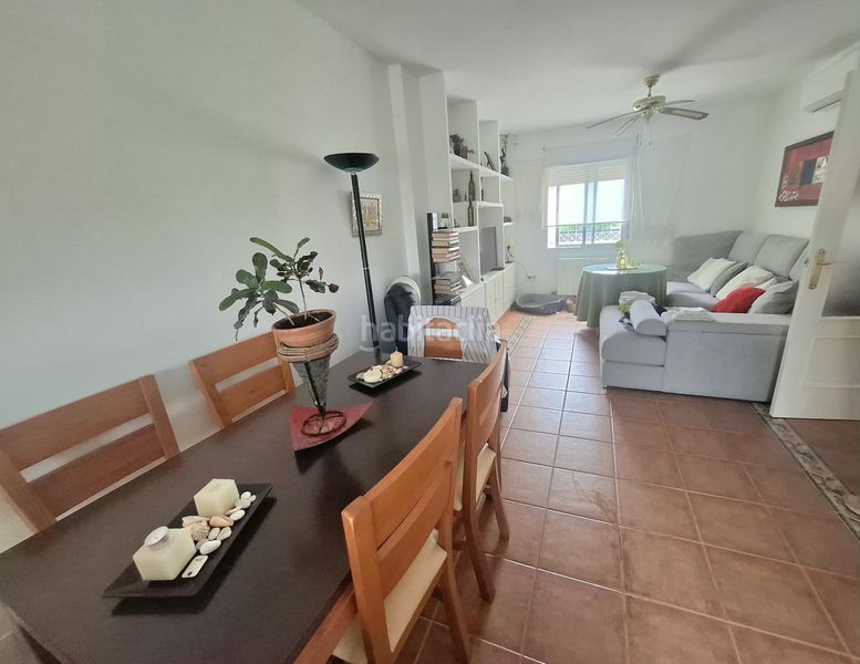 Foto d53fa22a-9330-4e8b-b2b7-aef4e6727e0f. Casa adossada amb calefacció aparcament piscina a Guardia de Jaén (La)