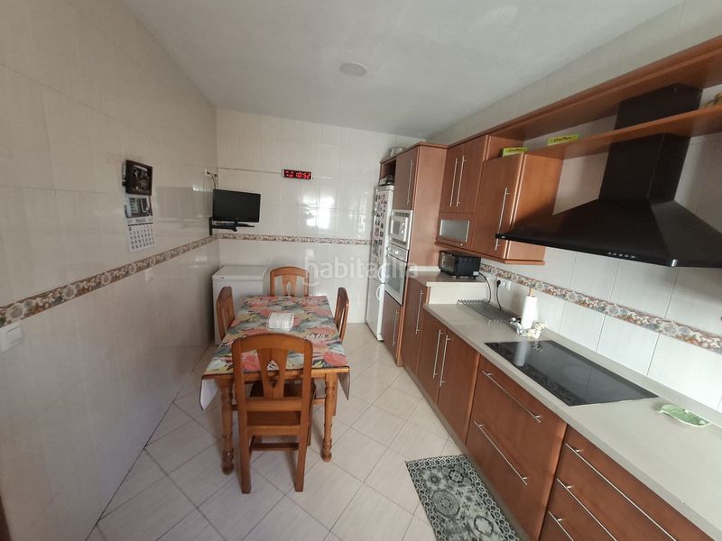 Foto 84b03065-5443-44a6-b8d1-1106817546b8. Maison jumelée avec cheminée chauffage parking dans Jaén