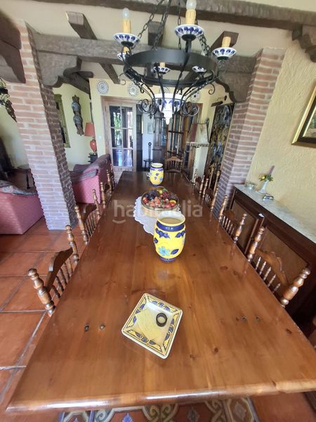 Foto 401595dd-58f8-44cd-b784-295b2005f389. Casa adossada amb xemeneia calefacció aparcament piscina a Jaén