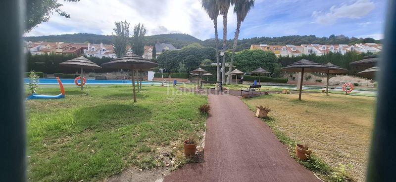 Foto 43931227-5357-4245-a2d6-3e9f178bf985. Casa adossada amb xemeneia calefacció aparcament piscina a Jaén