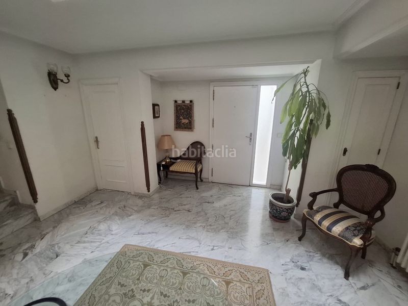 Foto 74a21a15-8500-41ae-9020-398365836ea4. Casa adossada amb xemeneia calefacció aparcament piscina a Jaén