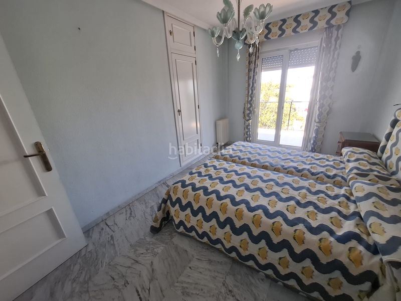 Foto a45e7356-b758-43fa-a2f6-634193f89d44. Casa adossada amb xemeneia calefacció aparcament piscina a Jaén