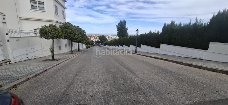 Foto f1a76cb7-e9ed-4025-819c-d77e23b955ba. Casa adossada amb xemeneia calefacció aparcament piscina a Jaén