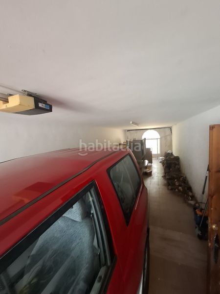 Foto fda3efbd-7128-4e0c-a538-4871ba64e3ce. Casa adossada amb xemeneia calefacció aparcament piscina a Jaén