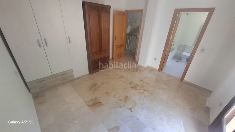 Foto cce30b17-64a6-4791-808f-e8c709957d7c. Maison jumelée dans zona jerez 35 dans Jabalcuz Jaén