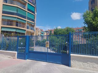 Posto auto in Blas Infante 10