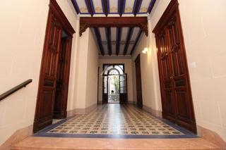 Rent Business premise in Carcaixent. Esta propiedad se encuentra en carcaixent, valencia, en la zona