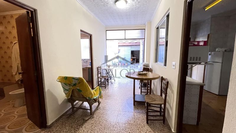 Foto f73c66e0-9636-4e90-a9d4-9484d6c7c9fc. Casa a Carcaixent
