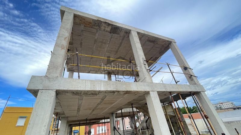 Foto 5ff61fbe-3340-4425-bd69-b49bc69827e6. Edificio in Carcaixent