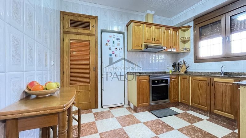 Foto c2185a62-699a-404a-97a2-e24b19f2097c. Casa amb calefacció aparcament a Pobla Llarga (la)