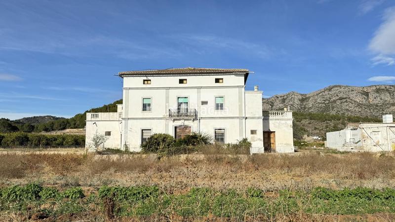 Foto 87a48c9b-572e-4312-890d-cbb277413538. Mas avec piscine dans Benifairó de la Valldigna