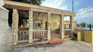 Mas à Urbanitzacions i Pedanies Sud. Casa rústica en venta en la barraca daiges vives
