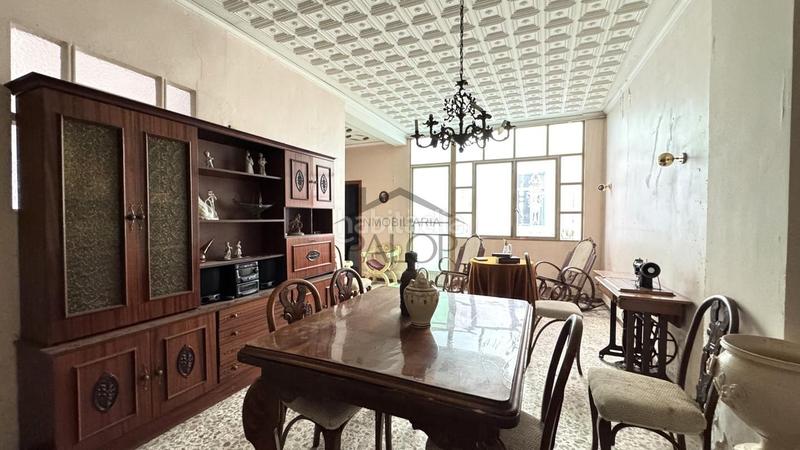 Foto b613f2c6-8c47-47e0-be79-5e3360aba7bf. Maison dans Alberic