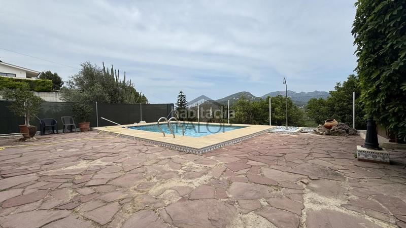 Foto db0794d2-4559-42ea-833e-7990a6442d33. Casa amb piscina a Urbanitzacions i Pedanies Nord Alzira