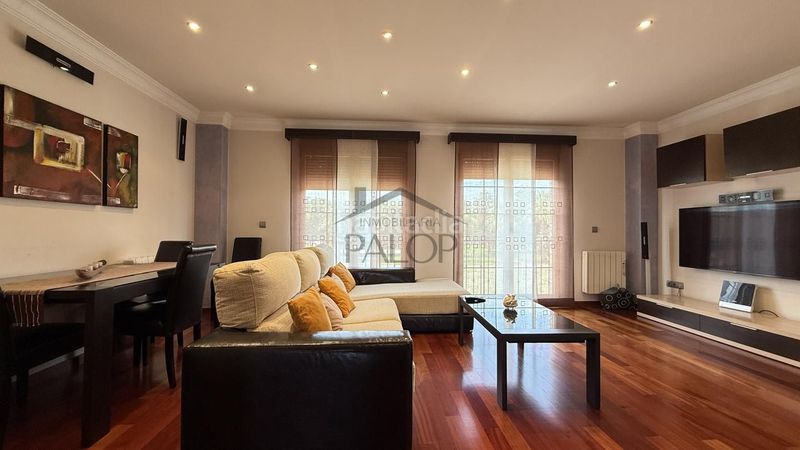 Foto e317b921-266d-4514-a90d-92d0a7c60a76. Casa adossada amb calefacció aparcament piscina a Carcaixent