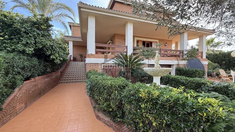 Foto 05ac9350-6a34-4f11-87ff-8a104b8f8dcd. Casa amb piscina a Carcaixent