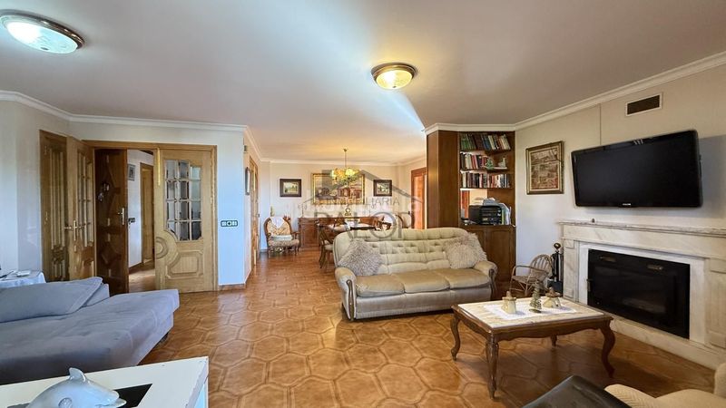 Foto 74c00d4b-2743-4726-963e-2e441a12172d. Casa amb piscina a Carcaixent