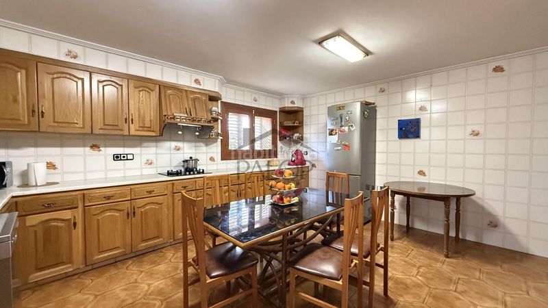 Foto bde7c22c-0cd2-42b6-ae74-ddab3dab22c6. Casa amb piscina a Carcaixent