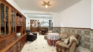 Casa a Llosa de Ranes. Casa con almacén en venta en la llosa de ranes