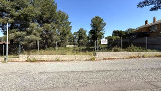 Terreno residencial en Carcaixent. Parcela en urbanización tiro de pichón, carcaixent