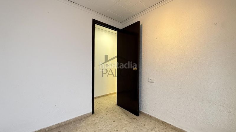 Foto 435a967f-cdc4-4336-ad2c-afbfd8615e5d. Planta baixa a Carcaixent