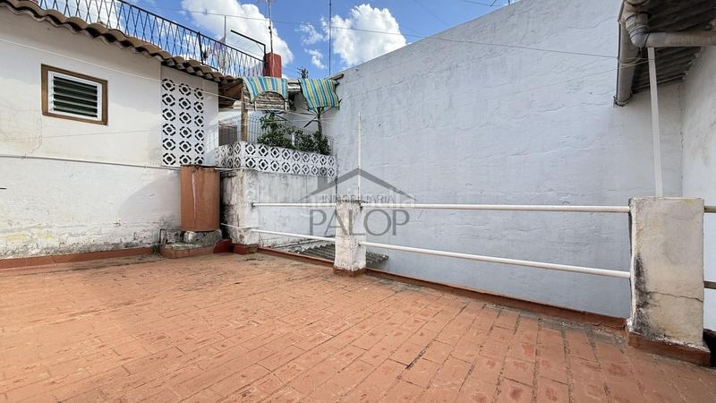 Foto 940fa8c8-2667-4969-b45f-7d46748fb788. Planta baixa a Carcaixent