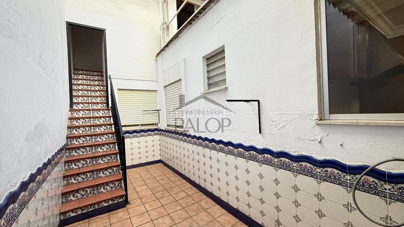 Foto a6468fe7-81e8-4023-9dd3-67f4842c13d6. Planta baixa a Carcaixent