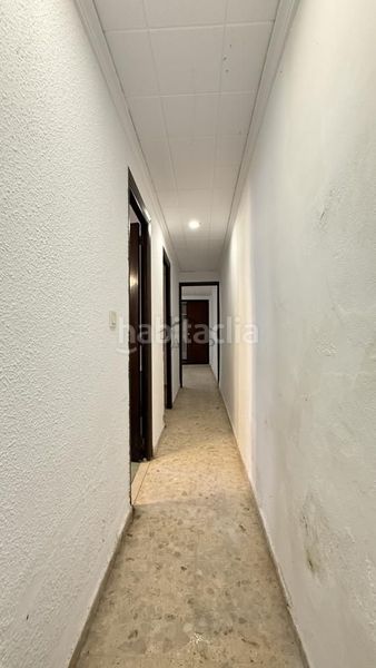 Foto beabd0dc-27fe-471a-9b96-eff9f7b79a2f. Planta baixa a Carcaixent