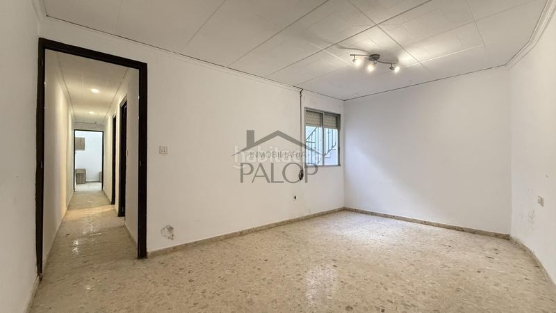Foto f9ce6ffa-02b0-4309-a227-95db8f9415bd. Planta baixa a Carcaixent