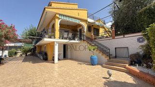 Haus in Carcaixent. Chalet en venta en carcaixent