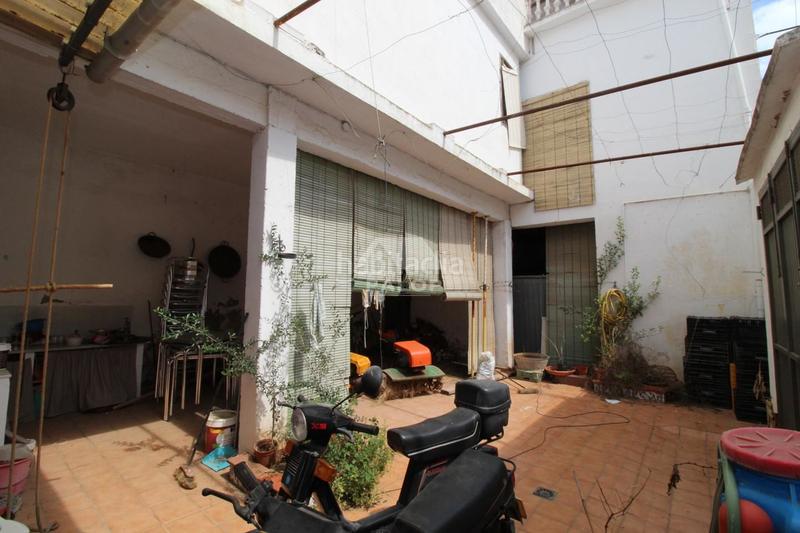 Foto a4db25be-8f9c-4eb0-a569-74820f5ee3dd. Casa en Carcaixent