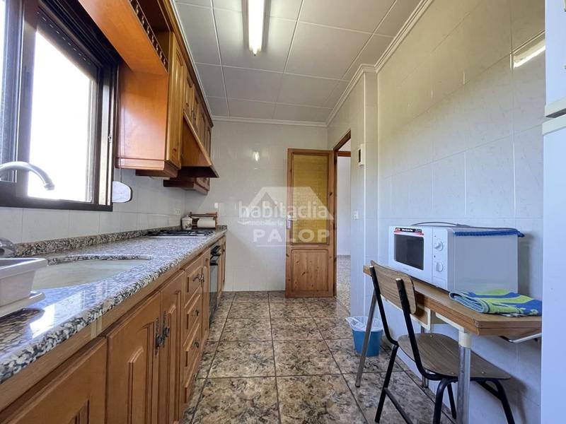 Foto a39d9f3e-a9b7-4eb6-a98f-c1b6fb0dfedd. Haus mit parking in Manuel