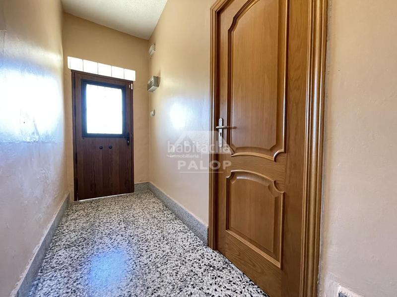 Foto b66d584c-b108-4b0d-b2c4-81d5ac30bde9. Haus mit parking in Manuel