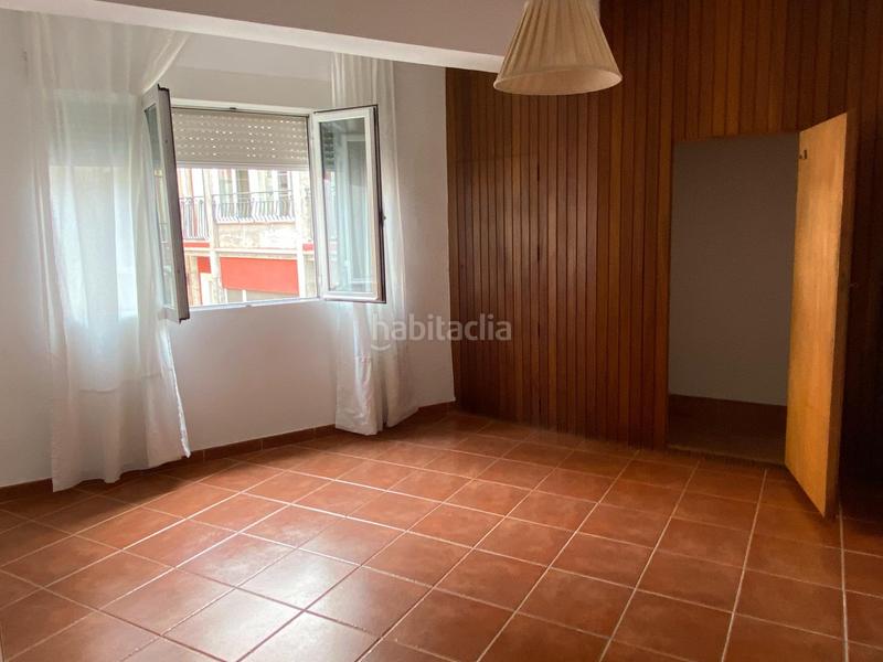 Foto 9d66d7bb-2984-469c-bbbe-d73fb5cdaf57. Piso  exterior junto a cruz conde en Centro Córdoba