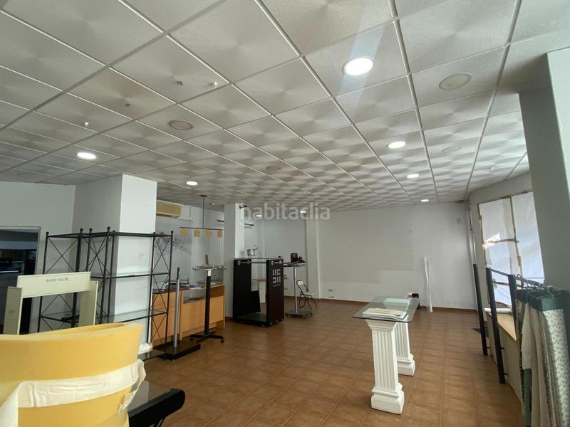 Foto 1d2a13c1-36ca-4c67-85cf-64eb4e07c1e7. Lloguer local comercial a calle cronista maraver 2 a Córdoba