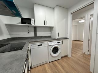 Etagenwohnung  Avenida medina azahara. Piso reformado a estrenar con ascensor en avenida medina azahara