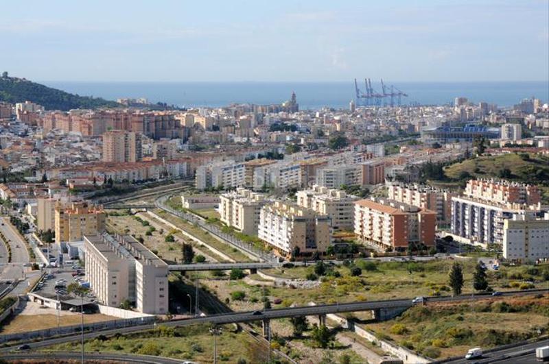 Foto fbd2191e-7760-476c-9ff1-f1d4a5ae443b. Finca rústica a Barrio de Ciudad Jardín Málaga