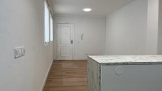 Apartament en Las Flores. Cerca de carrefour