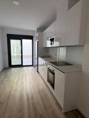 Apartament a Puerto Deportivo. Plaza de la constitución