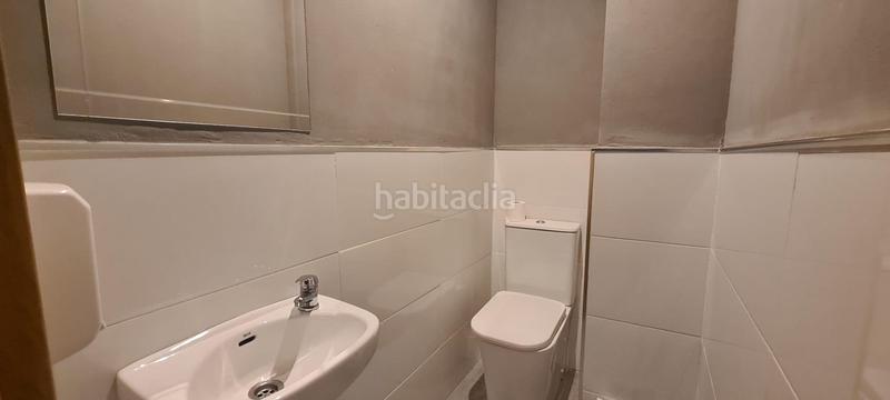 Foto fe2b7b94-e131-4e2a-957c-f2269d0ef181. Alquiler local comercial edf. las rampas en Puerto Deportivo Fuengirola