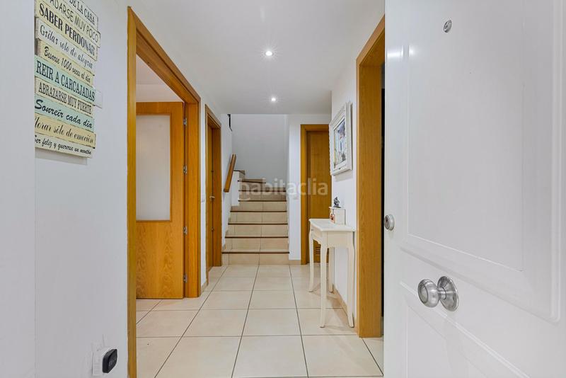 Foto 0d0bf213-c930-420c-b743-b18b2df4abac. Doppelhaus mit heizung parking pool in Chilches