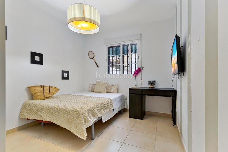 Foto 731a7aad-d8ac-45d3-b05d-997ef94feeb1. Doppelhaus mit heizung parking pool in Chilches