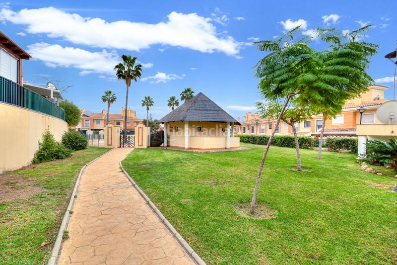 Foto abe134f8-253e-456c-a7e9-01861a64f49e. Doppelhaus mit heizung parking pool in Chilches