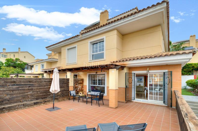 Foto d3db693d-d4da-4cf0-bddd-da586f879009. Doppelhaus mit heizung parking pool in Chilches