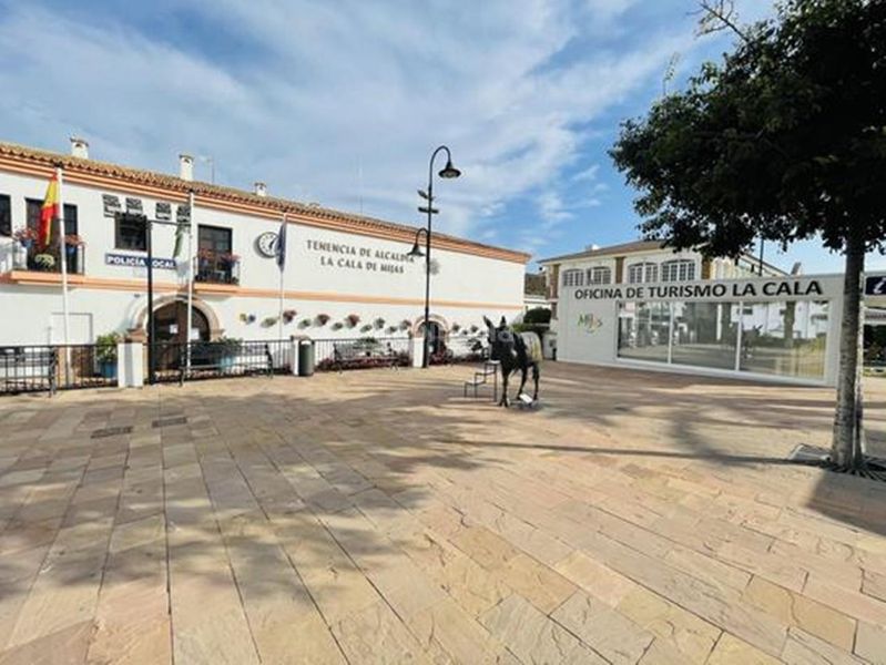 Foto 2fc300f8-174e-47c0-9a73-e0e3a6e9552e. Àtic amb calefacció aparcament piscina a la cala Mijas Mijas