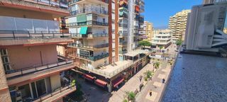 Etagenwohnung in Puerto Deportivo. Al lado de la estación de autobuses